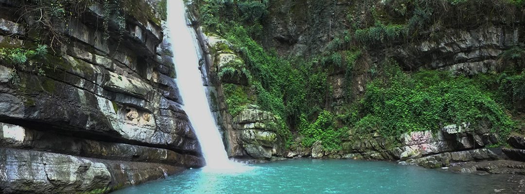 آبشارهای شیرآباد | نگینی درخشان در دل جنگل